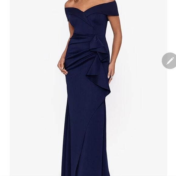 Xscape Stretch Off-the-Shoulder Short Sleeve Mermaid Gown with Ruffle - Picture 3 of 4